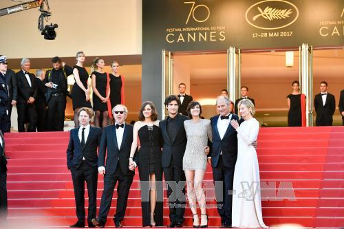 'Sao' dự LHP Cannes ủng hộ hơn 20 triệu USD cho nạn nhân AIDS 
